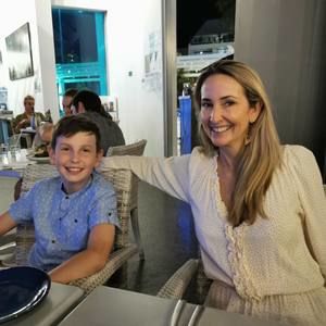 Meet your Posher, Angela